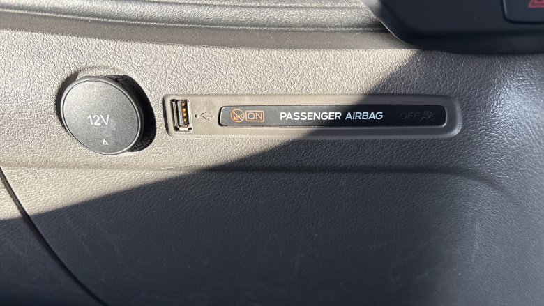 Ford Transit Custom 340 L1 Diesel Fwd 2.0 EcoBlue 170ps Low Roof Limited Van Auto